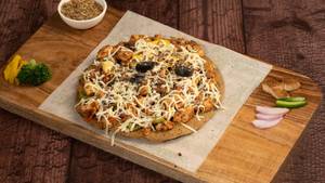 Schezwan Chicken Pizza
