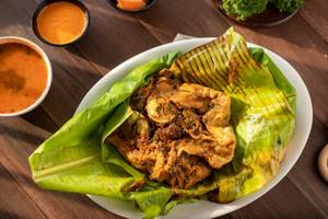 Kizhi Paratha(chicken)
