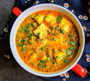 Mutter Paneer