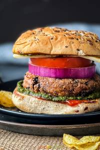 Aloo Tikki Burger