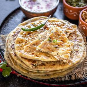 Paneer Paratha ( 2 Pcs )