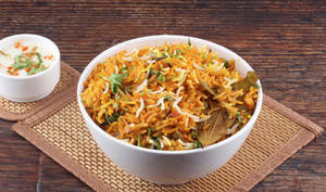 Veg Biryani With Raita