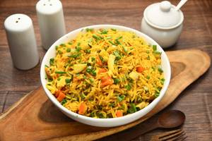 Veg Singapore Fried Rice