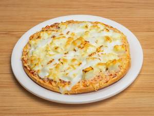 Cheese Paneer Pizza [7 inches] with Garlic Bread