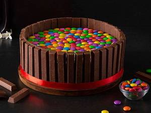 Kit Kat Gems Cake