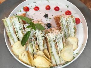 Cheese Chutney Sandwich (sukun Special)