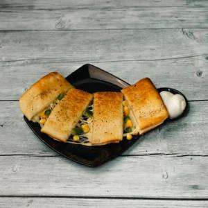 Veg Stuffed Garlic Bread