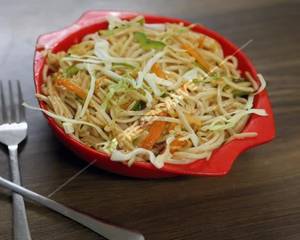 Veg Hakka Noodles