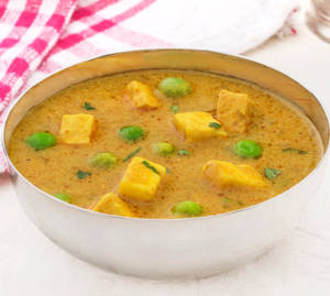 Mattar Paneer