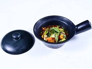 Exotic Vegetable In Chilli Basil Clay Pot