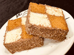 Chocolate chess cake [1 piece]