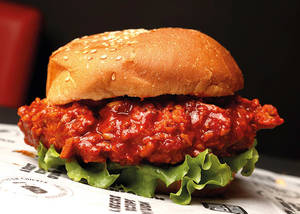 Kuduk Hot & Spicy Chicken Burger