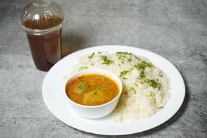 Veg Dalcha Rice With Lemon Iced Tea