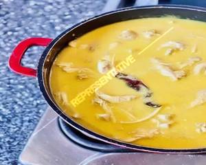 Chicken Burmese Khow Suey Soup
