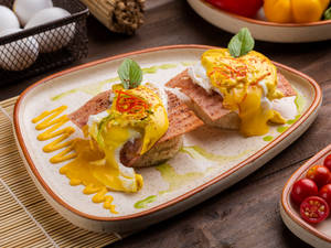 Healthy Eggs Benedict