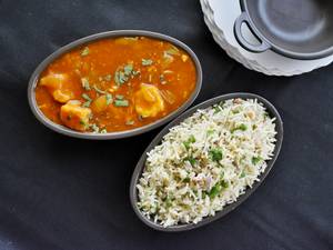 Cheese Rice With Paneer Chilly Gravy