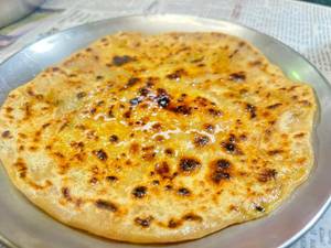 Punjabi Aloo Paratha - 1 Pc ( Atta ) - Roasted With Ghee