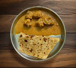 Chapati half Chicken Curry