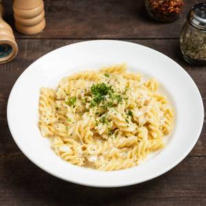 Fusilli With Alfredo Sauce