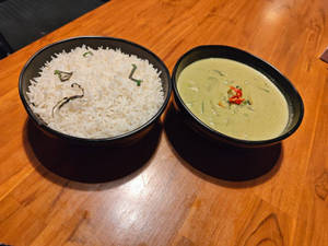 Thai Green Curry With Rice ( Chicken )