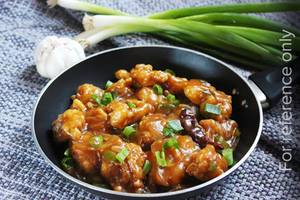 Chicken Manchurian Dry (650ml Box)