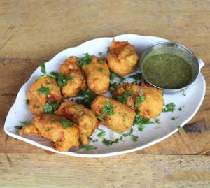 Paneer pakoda