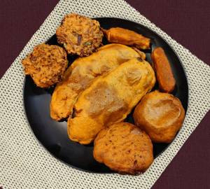 Pakoda Platter