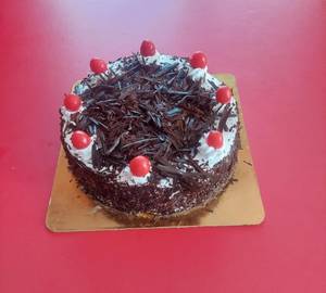 Eggless Black Forest Pastry Cake (1 Kg)                                                                          