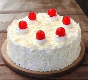 White Forest Cake (500 Gm)