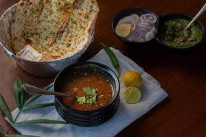 Keema Naan With Gravy