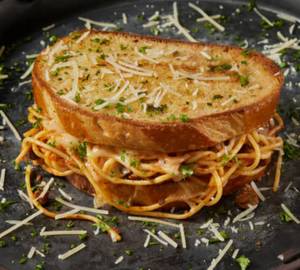Noodles Cheese Sandwich