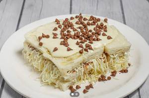 Chocolate Rabdi Mixed Sandwich