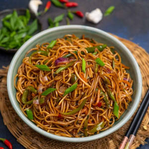 Chicken Chilli Garlic Noodles