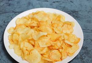 Potato Chips Salt [200 Grams]