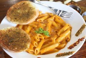 Exotic Pasta Red