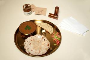 Dal Makhni + 4 Roti+ Salad