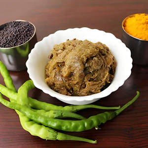 Green Chilli Pachi Pickle / Green Chilli Mirapakaya Pickle Without Garlic (250 Gms)