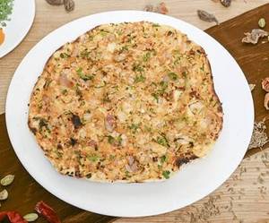 Onion kulcha.