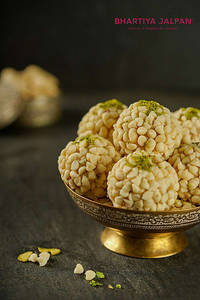 Choco Chip Laddu White