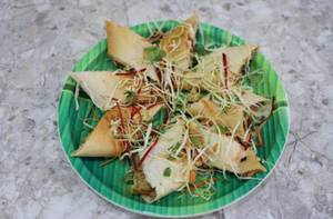 Vanakkam Spicy Schezwan Dosa