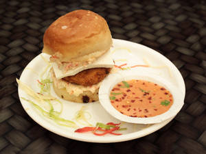 Masala Paneer Burger