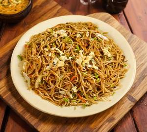 Egg Hakka Chow mein