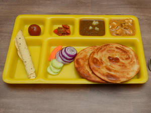Laccha Paratha with Paneer, Butter Masala Kali dal and Sweet
