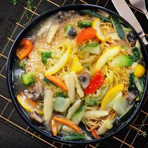 Chicken Pan Fried Noodle (Serves 1-2)