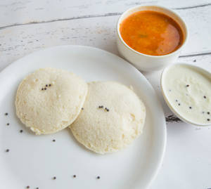 Idli (Plate)