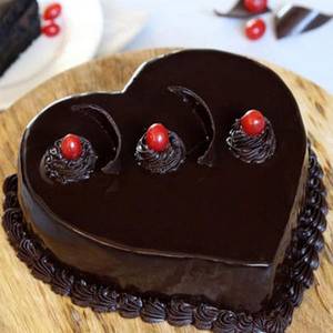 Lovely Heart Shaped Chocolate Cake (500 Gms)