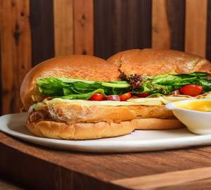 Veg Grilled Sandwich Combo