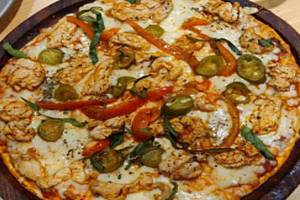 Habanero Chicken Pizza