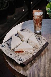 Coleslaw Sandwich