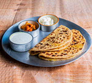 Aloo Paratha with Curd